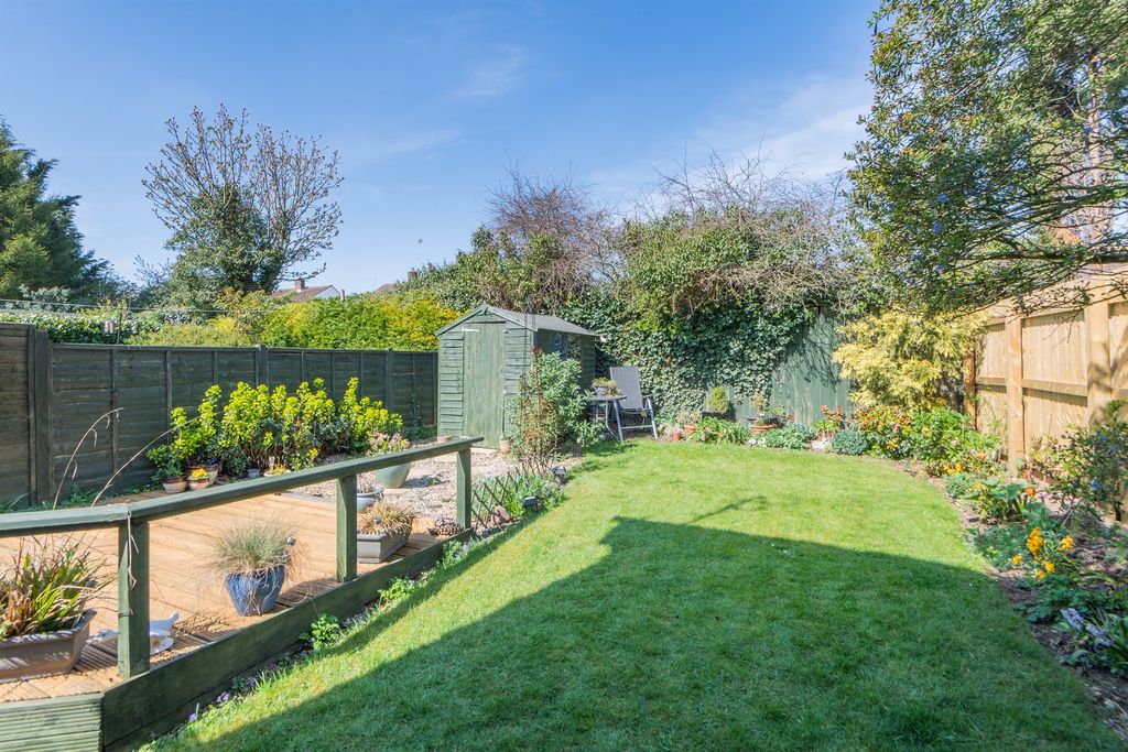 Property photo 3 of 14