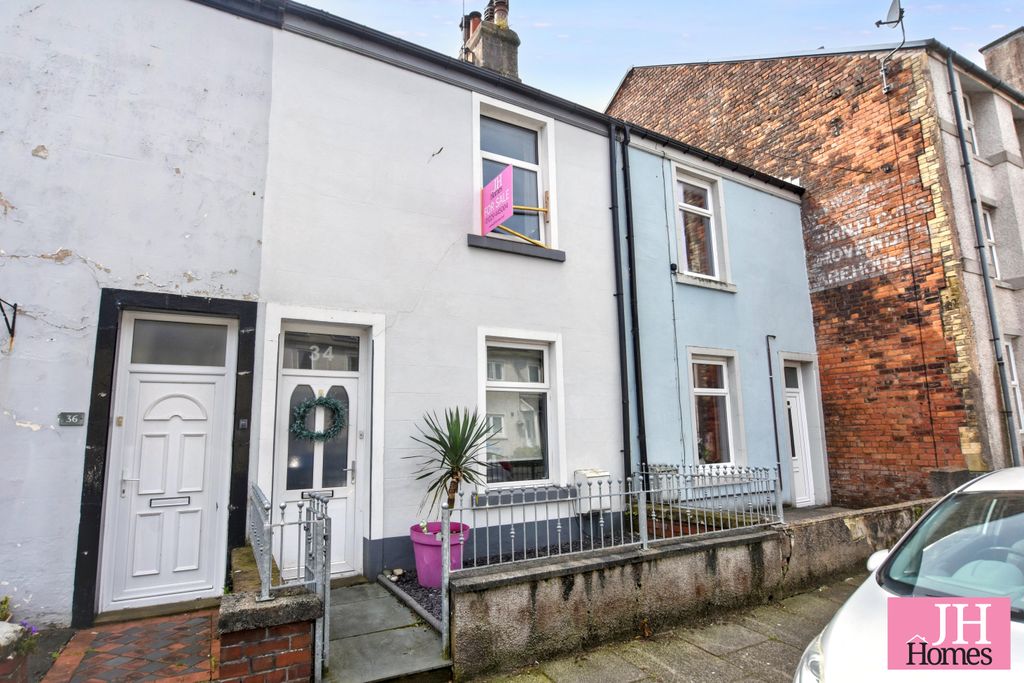 Property photo 1 of 23