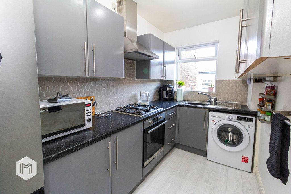 Property photo 3 of 14 Picture No. 05