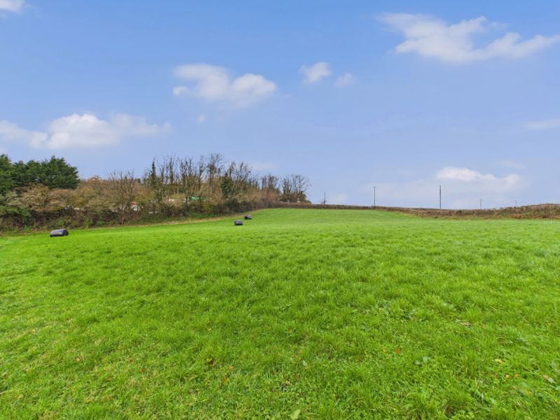 Property photo 3 of 5 Photo 2