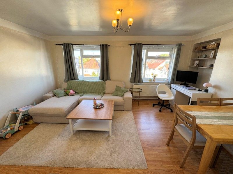 Property photo 2 of 9