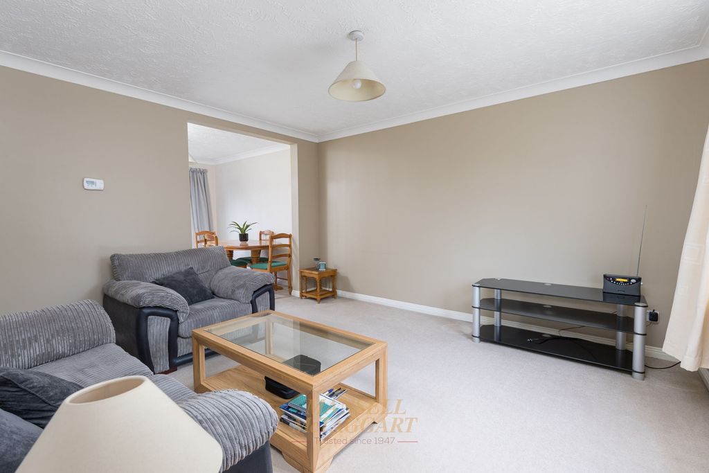 Property photo 2 of 15