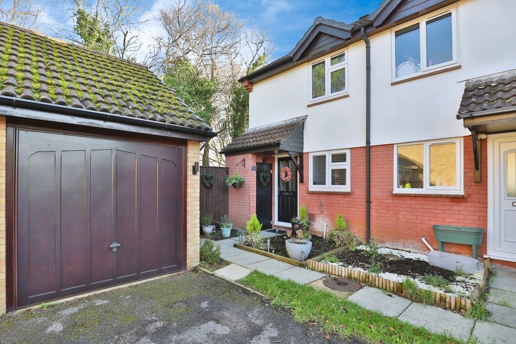 Property photo 1 of 14 Pbox-Img.Jpg