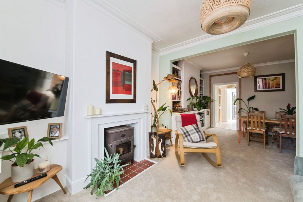 Property photo 3 of 13