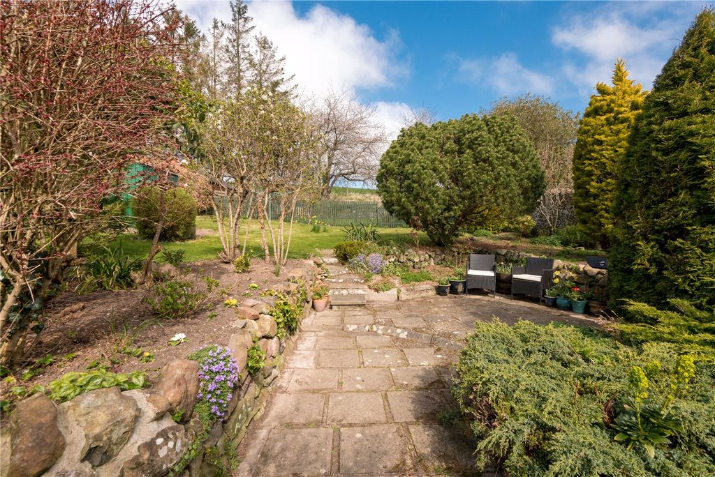 Property photo 2 of 24 Oldhamstocks 07