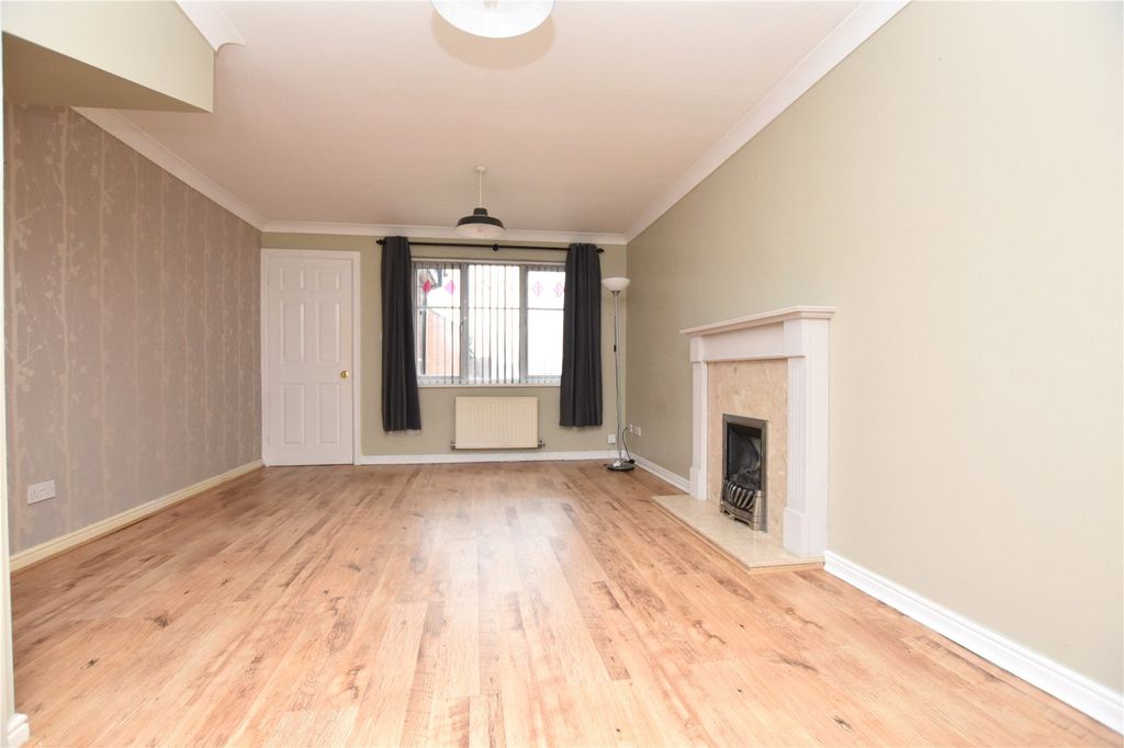 Property photo 3 of 20 Picture No. 12