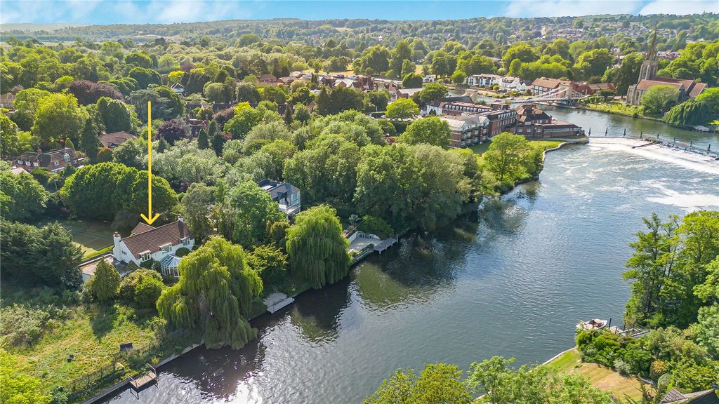 Property photo 1 of 16 Drone