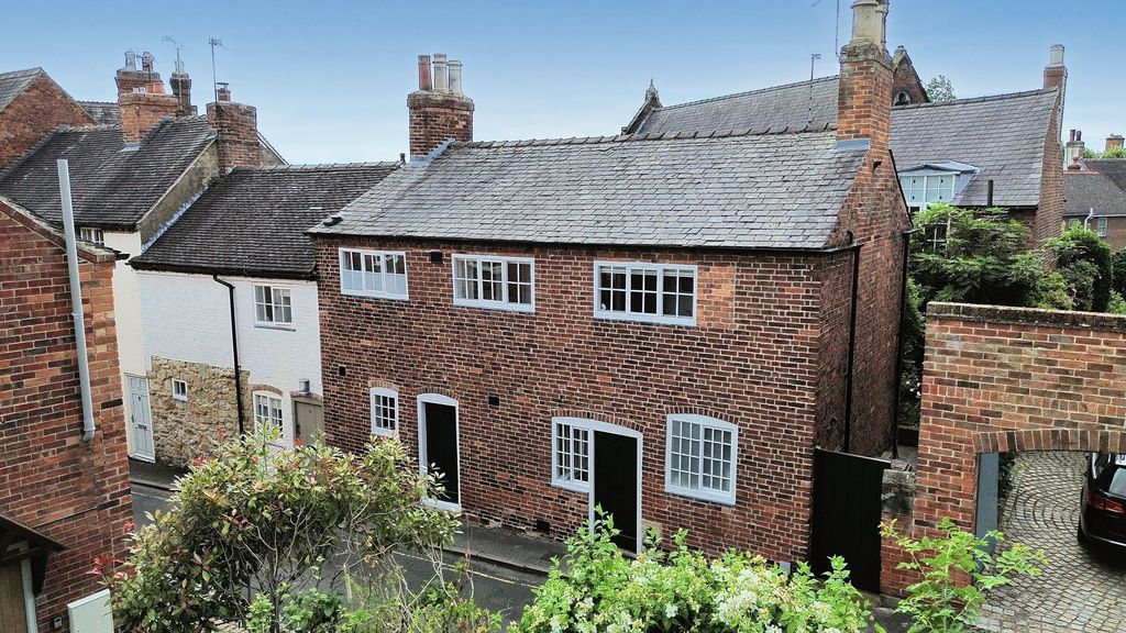 Property photo 1 of 23