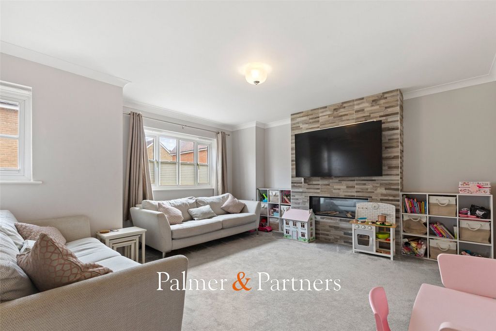 Property photo 2 of 24 Picture No. 02