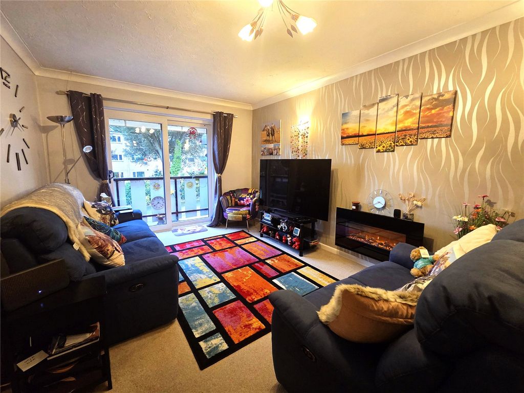 Property photo 2 of 9 Picture No. 08