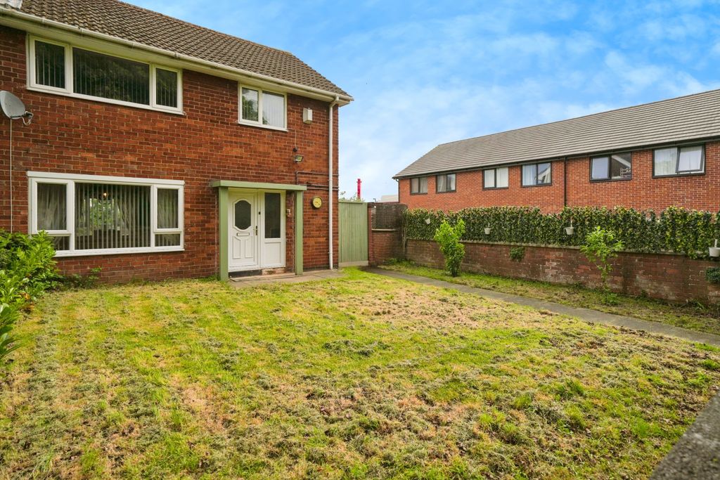Property photo 2 of 15