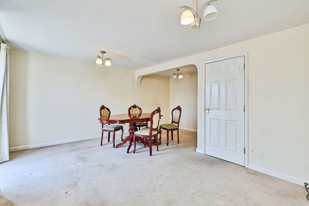 Property photo 2 of 26