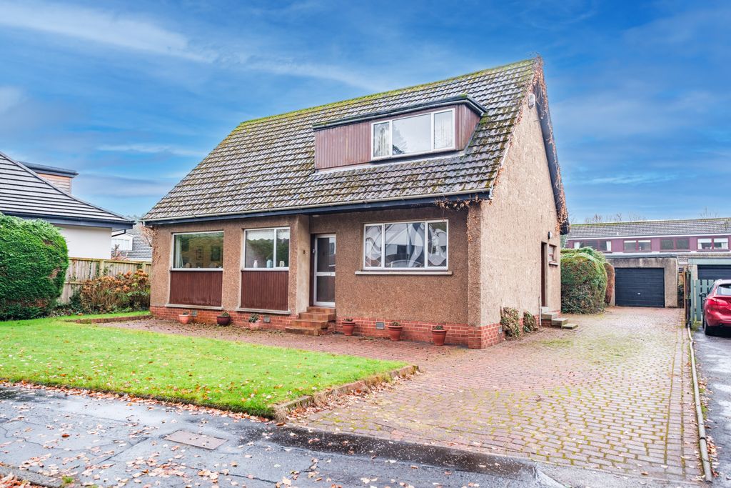 Property photo 1 of 41