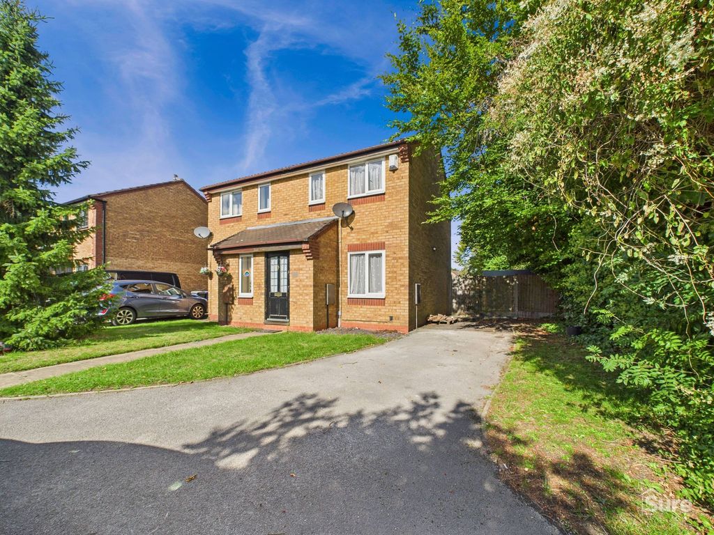 Property photo 1 of 9 Front