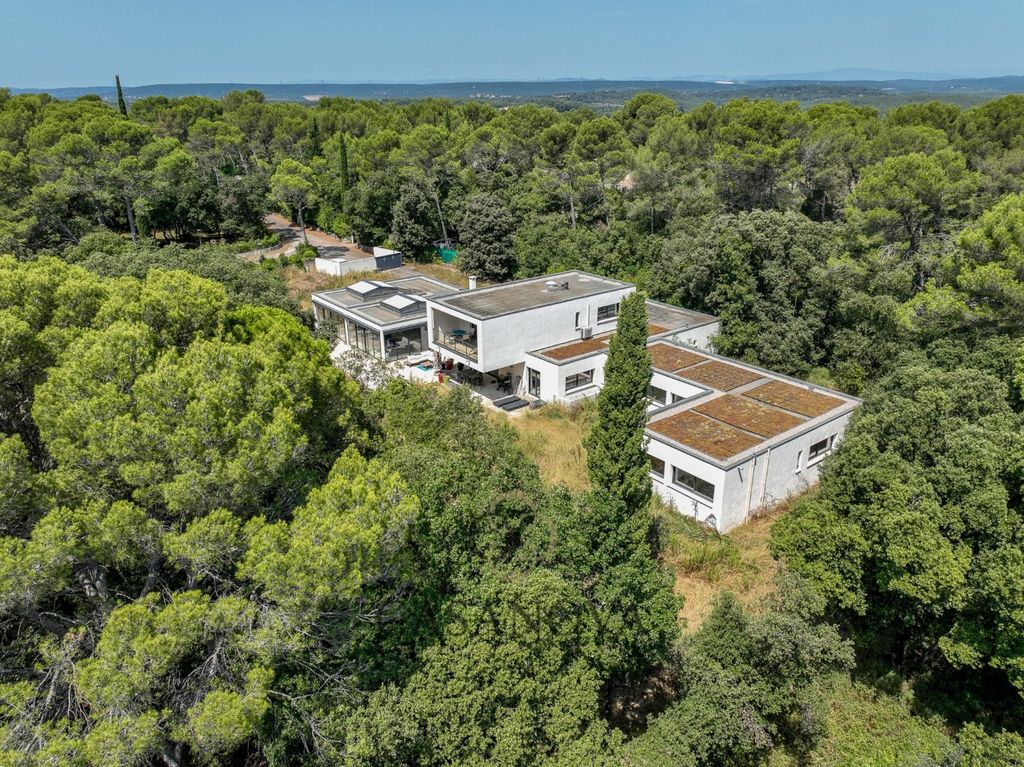 Property photo 1 of 35