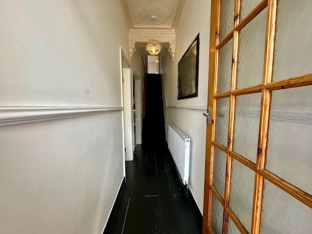 Property photo 2 of 16 Hallway