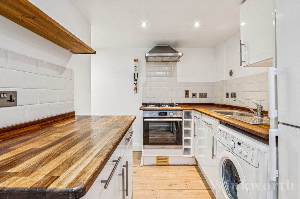 Property photo 2 of 13 Picture No. 04