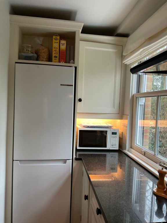 Property photo 3 of 39