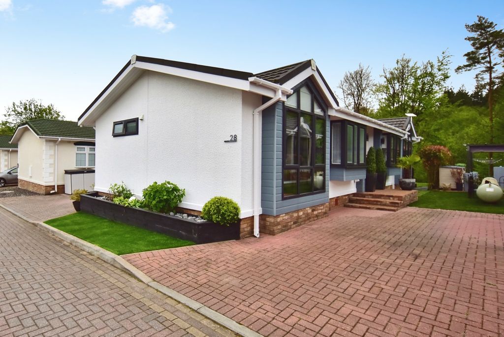 Property photo 1 of 20 Pbox-Img.Jpg