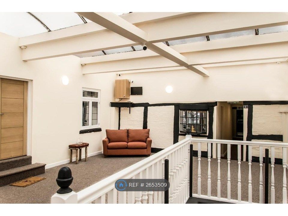 Property photo 2 of 12 Common Area