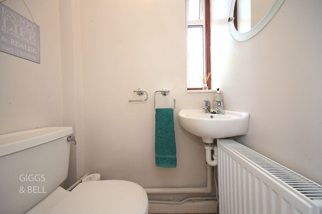 Property photo 3 of 30 5266574
