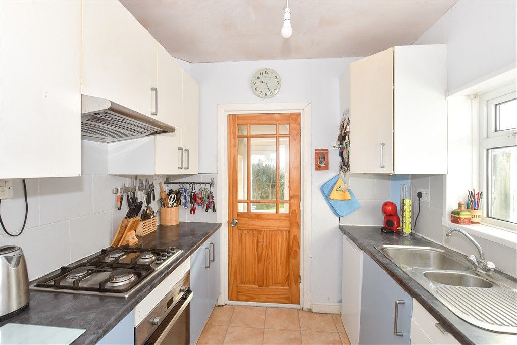 Property photo 2 of 12 Kitchen