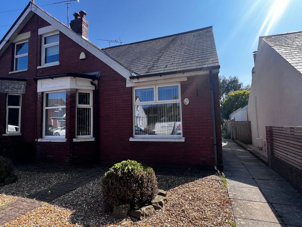 Property photo 1 of 27
