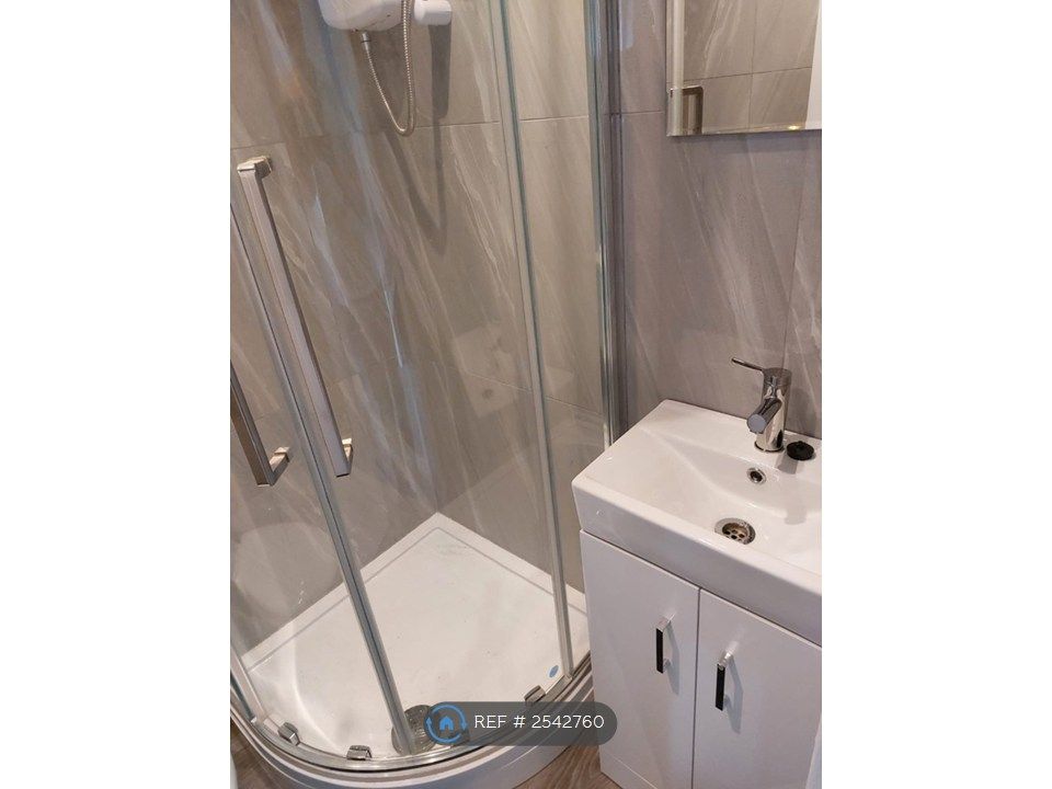 Property photo 3 of 3