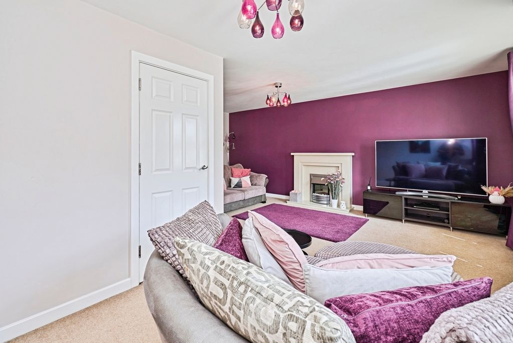 Property photo 2 of 20 Pbox-Img.Jpg