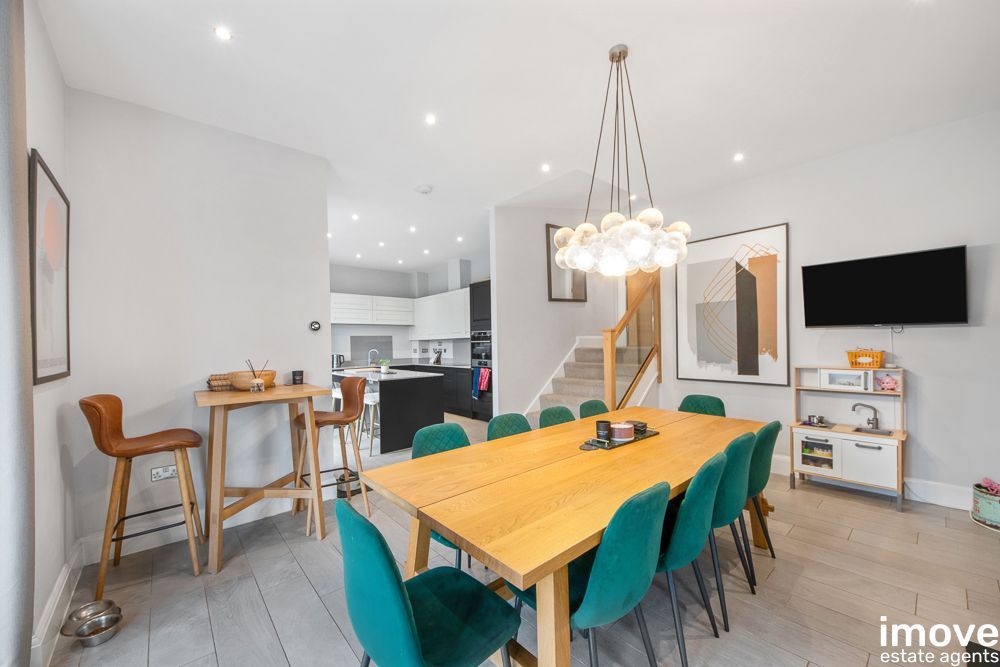 Property photo 1 of 25