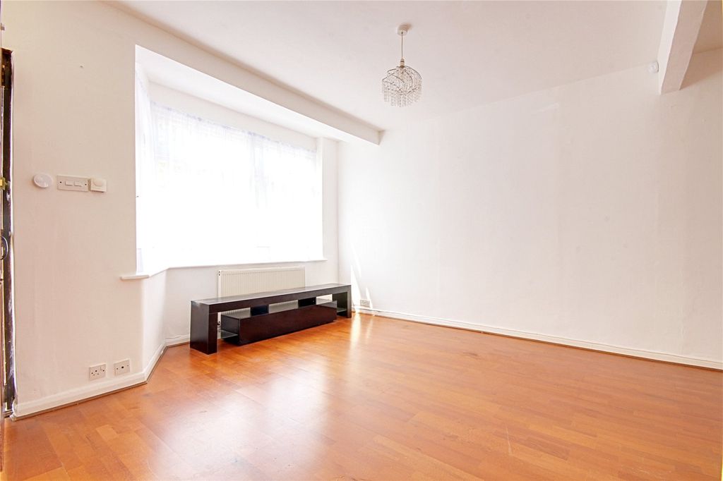 Property photo 3 of 12 Picture No. 07