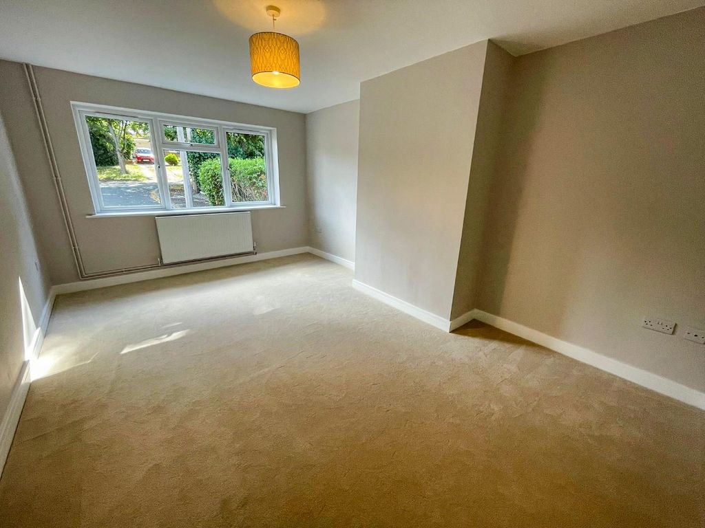 Property photo 3 of 10 Tlc_349F2F1d-c0dc-449c-A453-2E0529F36Ff2_8E3c588.J