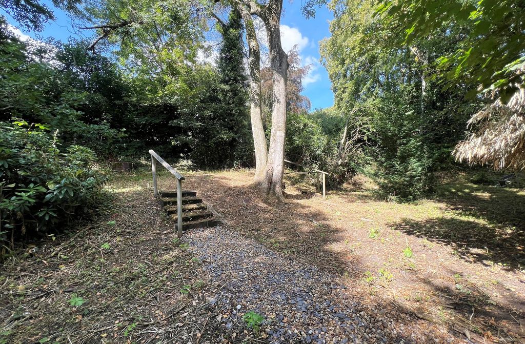 Property photo 3 of 4