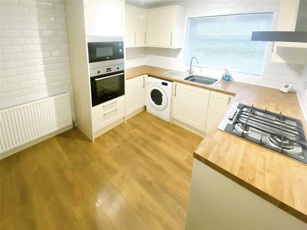 Property photo 3 of 11 Picture No. 05