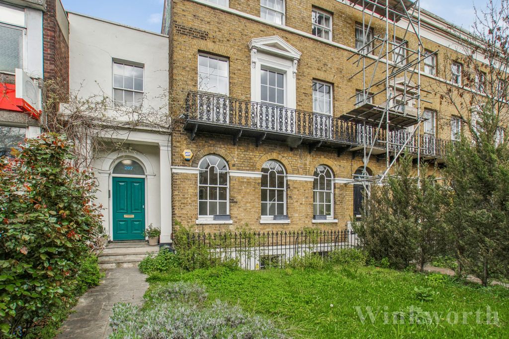 Property photo 1 of 15 Picture No. 18