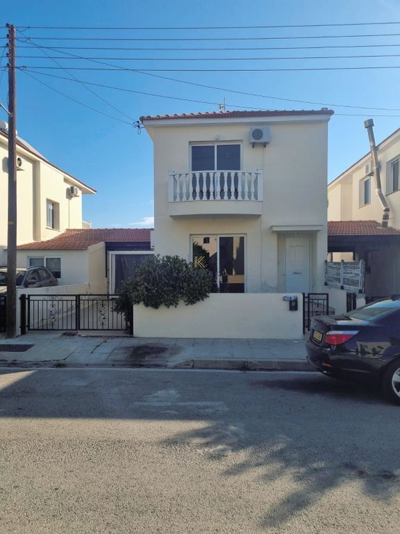 Property photo 1 of 4