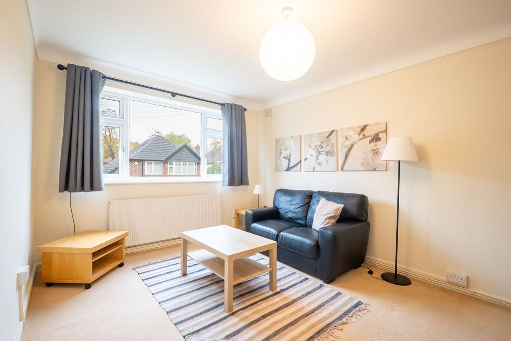 Property photo 2 of 6 Living Room