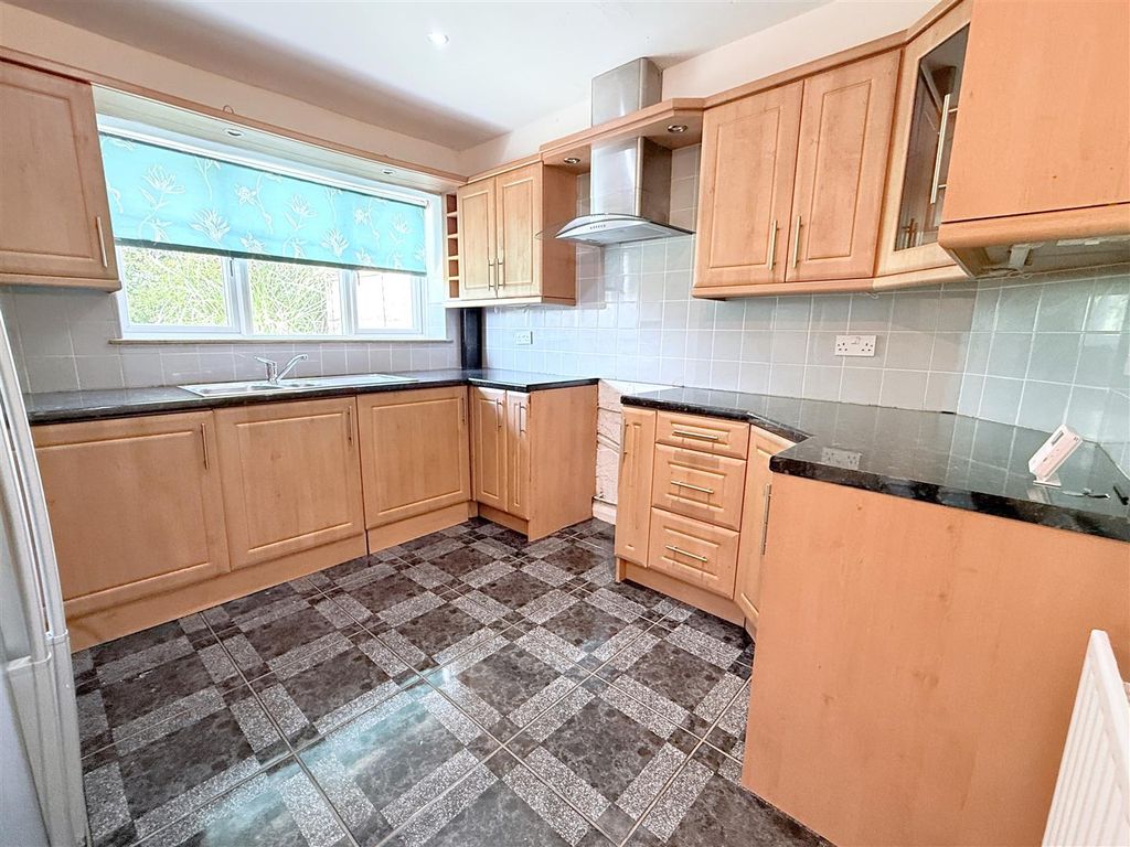 Property photo 2 of 18 Img_1950.Jpg