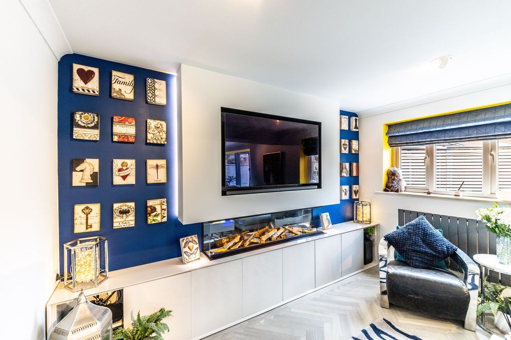 Property photo 3 of 40 Media Wall