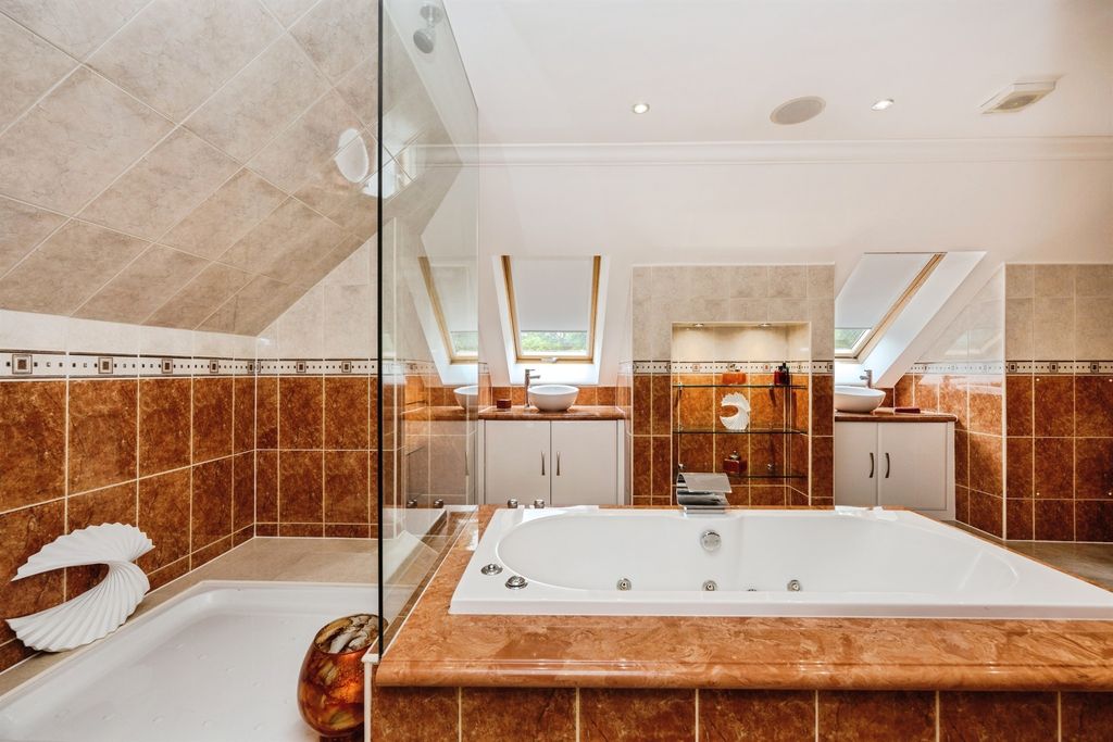 Additional image 29 of 5 bed detached house for saleCwrt Ty Gwyn, Llangennech, Llanelli SA14