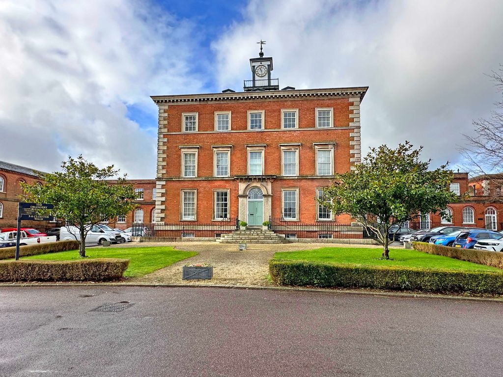 Property photo 1 of 23