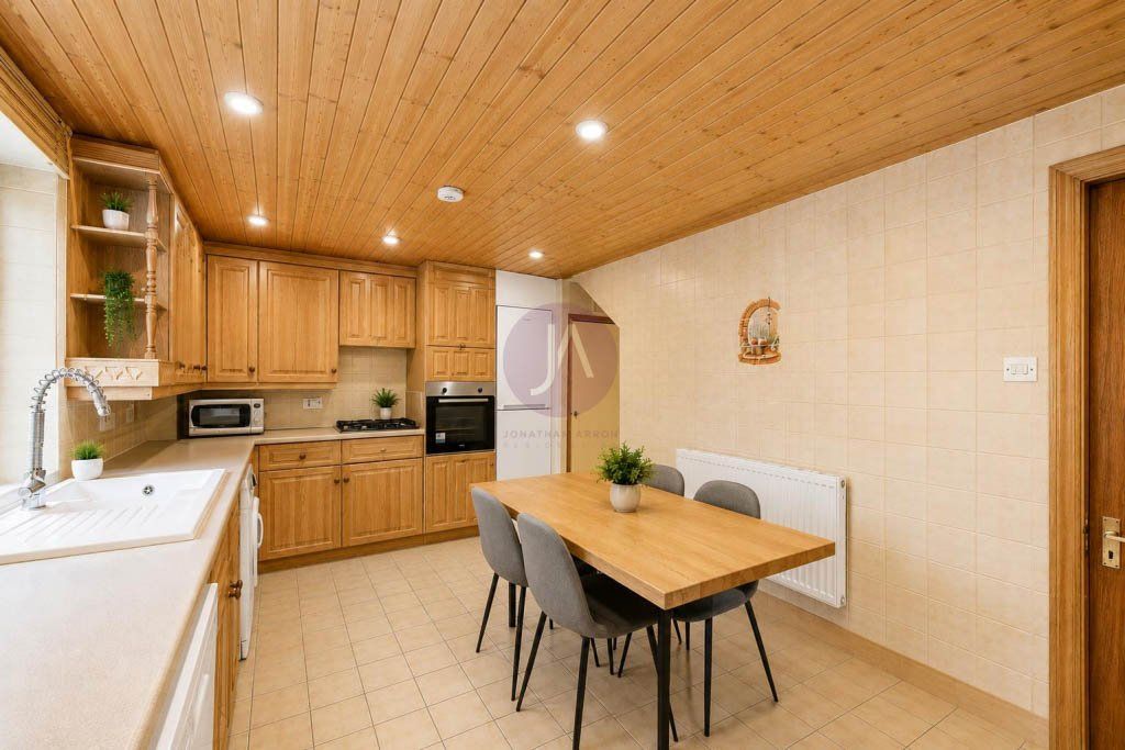 Property photo 3 of 9 Picture No. 46