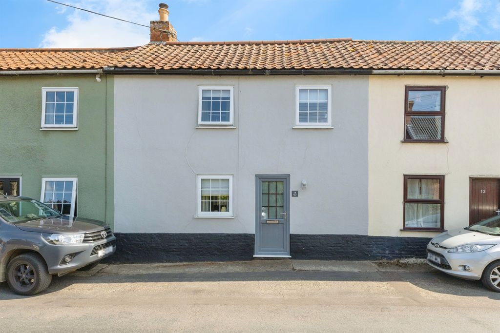 Property photo 1 of 17