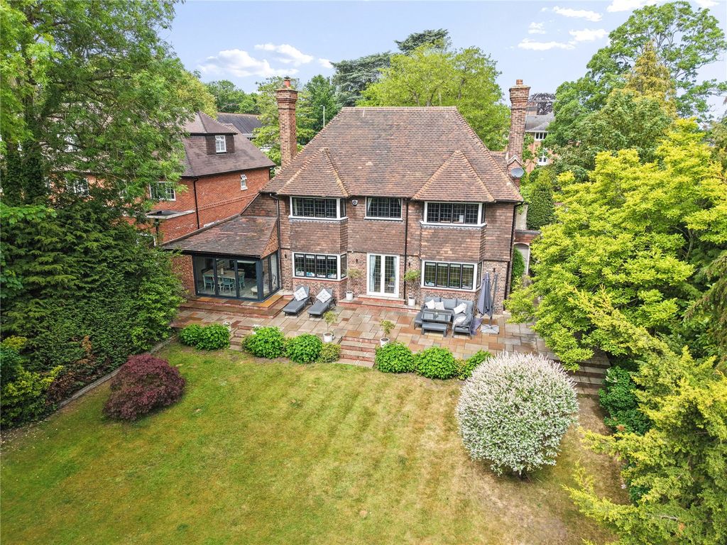 Property photo 2 of 19 Picture No. 28