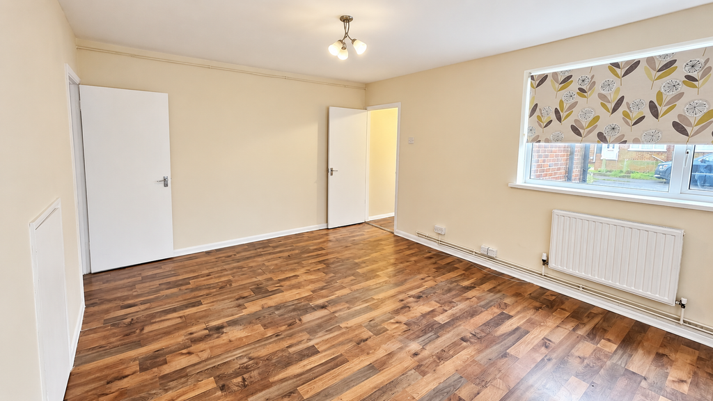 Property photo 2 of 3