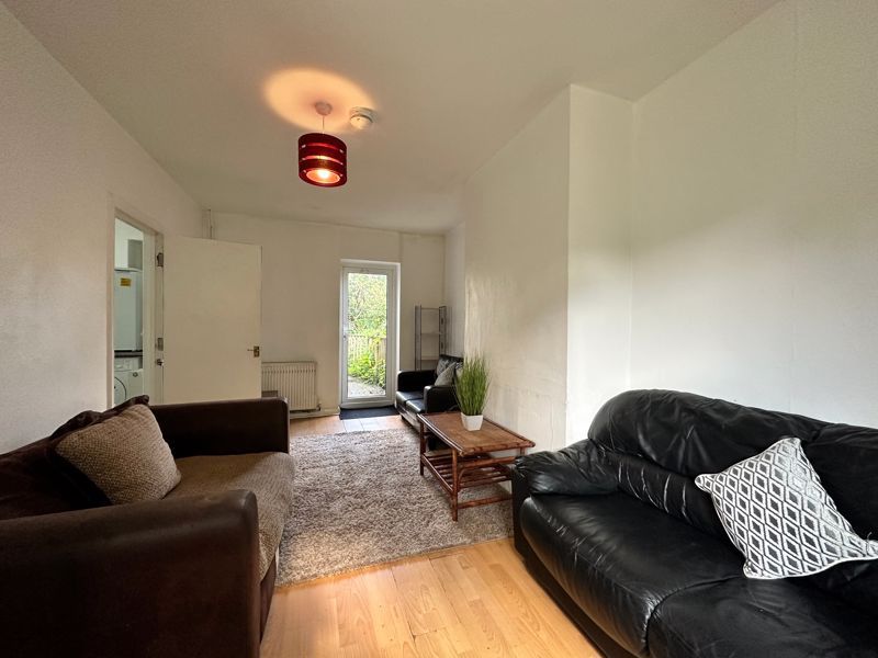 Property photo 1 of 13 Photo 15