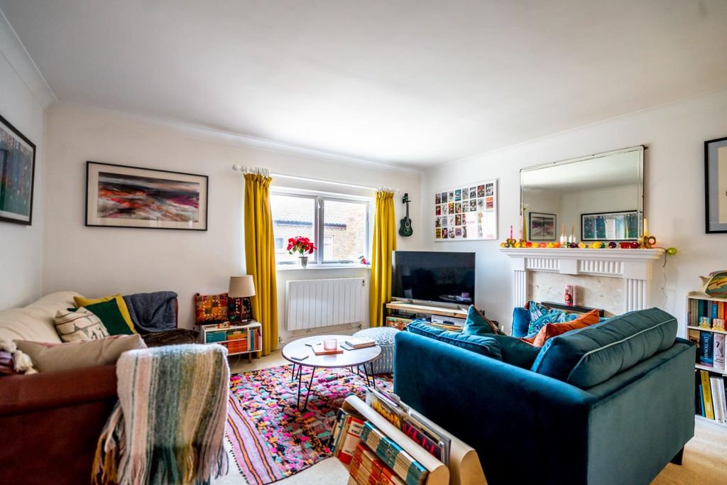 Property photo 3 of 11 Derbern.Jpg