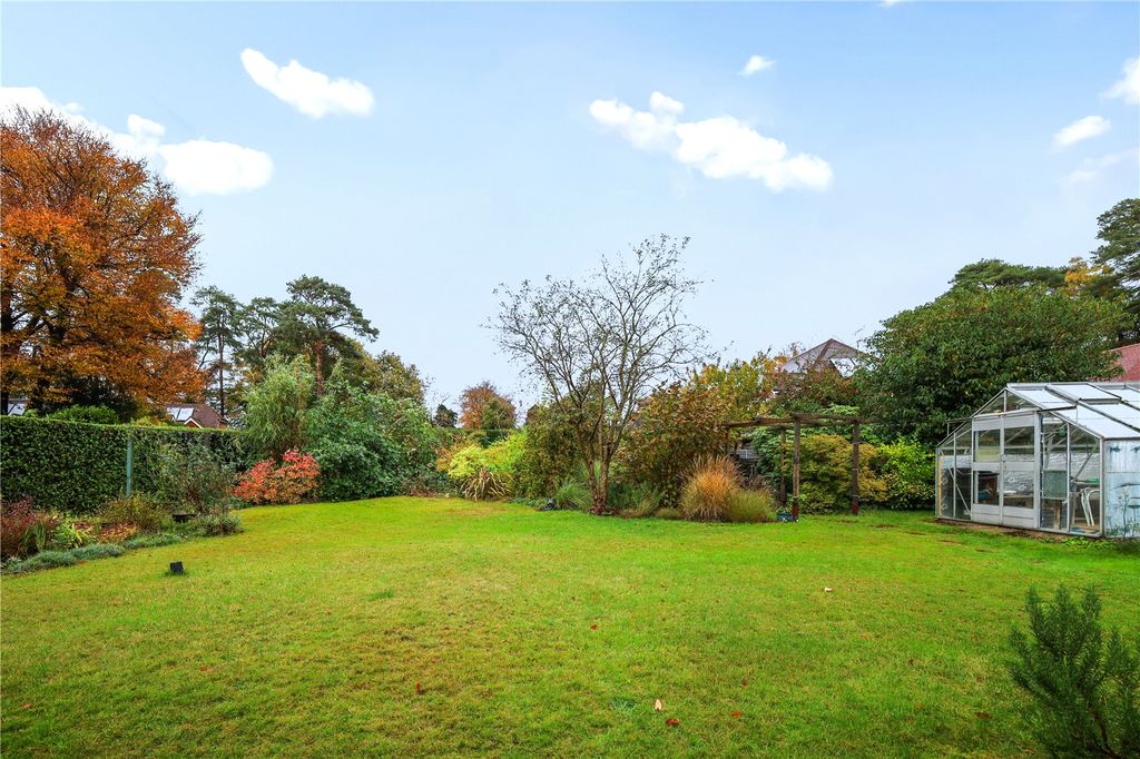 Property photo 3 of 20 Picture No. 02