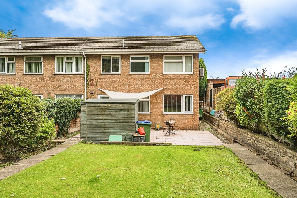 Property photo 2 of 17