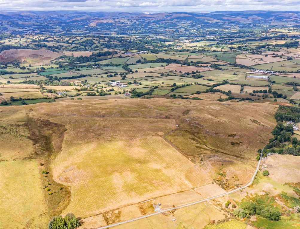 Property photo 3 of 8 Dji_0780-2.Jpg